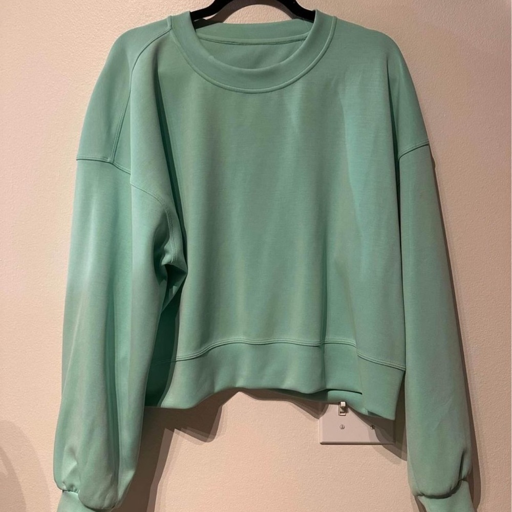 lululemon softstreme perfectly oversized cropped crew